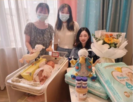 六一慰问女职工，传递莞慧充企业温情